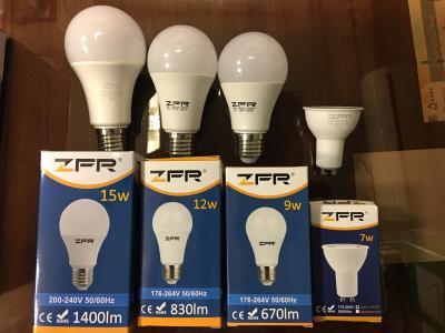 لامپ كم مصرف LED