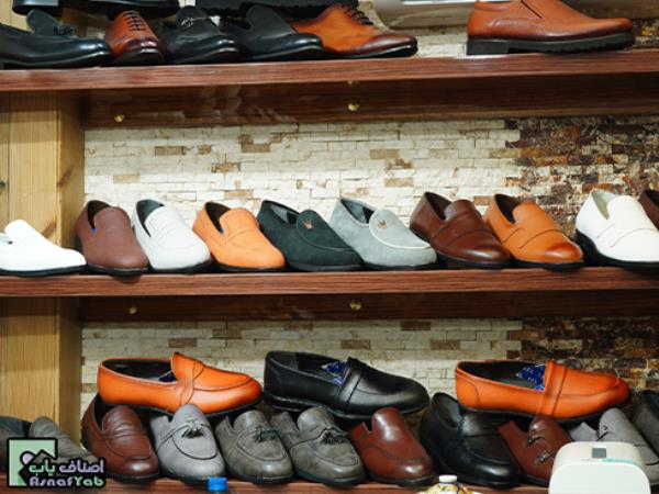  کفش یزدی  - تولید و پخش کفش مردانه در خیام - پخش عمده کفش مردانه در خیام - تولیدی کفش مردانه در خیام - منطقه 12 