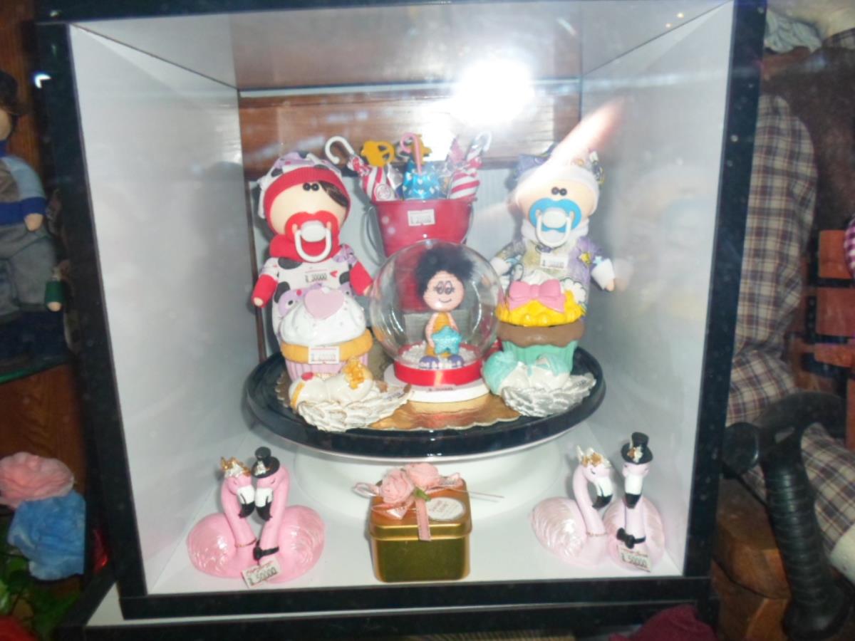 روبان طلائی - کادو پیچی - تزئین پول و هدیه - هنرهای دستی - عروسک دست ساز - ولنتاین - تزئین هدایای عروسی - پیروزی - نبرد - منطقه14