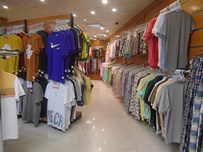 فروشگاه پوشاک زنانه در چهارراه طالقانی کرج