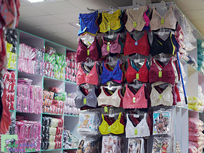 تولیدی لباس زیر زنانه در بازار بزرگ